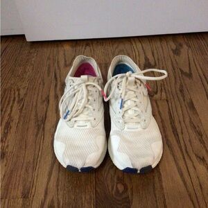 Reebok HIIT white gym shoes women 8.5
